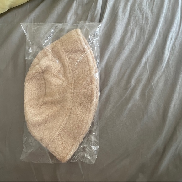 🤎 Houston Astros Sherpa Bucket Hat 🤎 - Picture 4 of 9